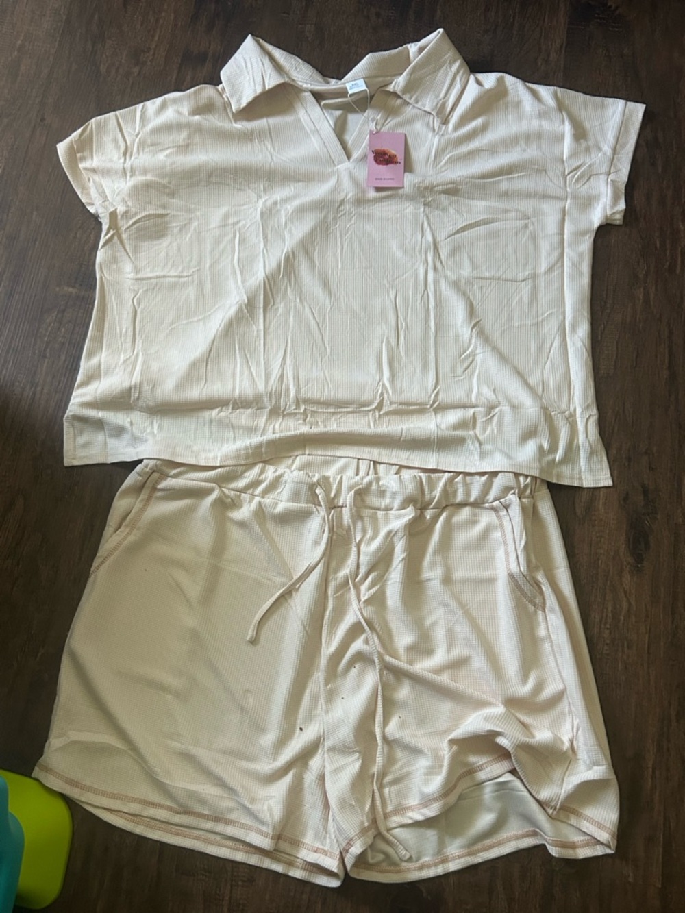 Women's Cream Short Sleeve Collared Pajama Set size XXL